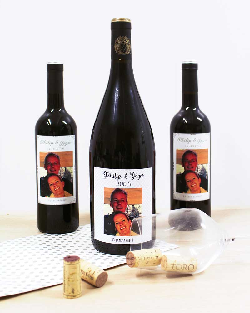 botella de vino magnum con foto enamorados